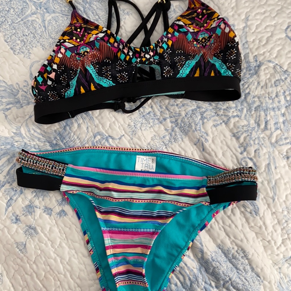 Bikini size 4 juniors